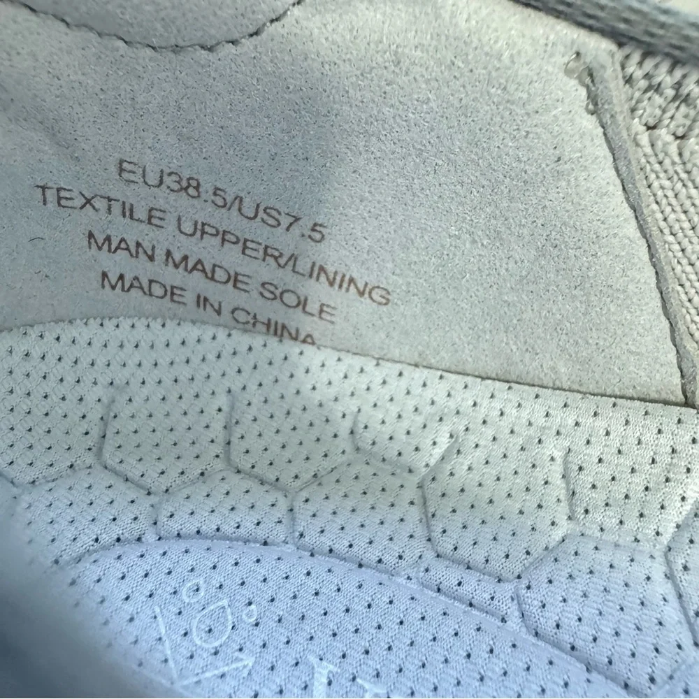 NEW Vivaia Izabel Water-Repellent Round-Toe Sneaker Flats Metallic Diamond - Picture 6 of 8